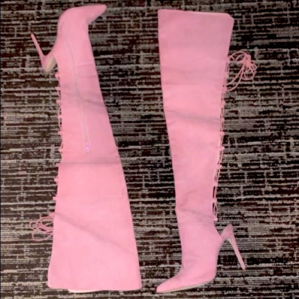 Size 5.5 thigh high pink women’s heel shoe dazzle boots